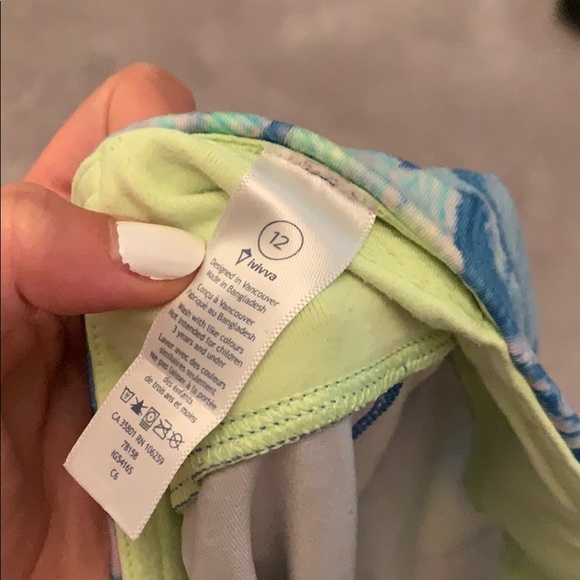 Opal ivivva capris - Picture 2 of 4